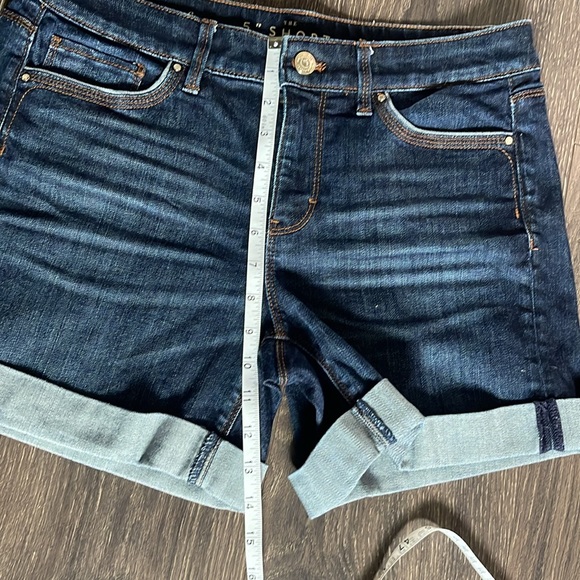 White House Black Market denim shorts 6 - Picture 7 of 7